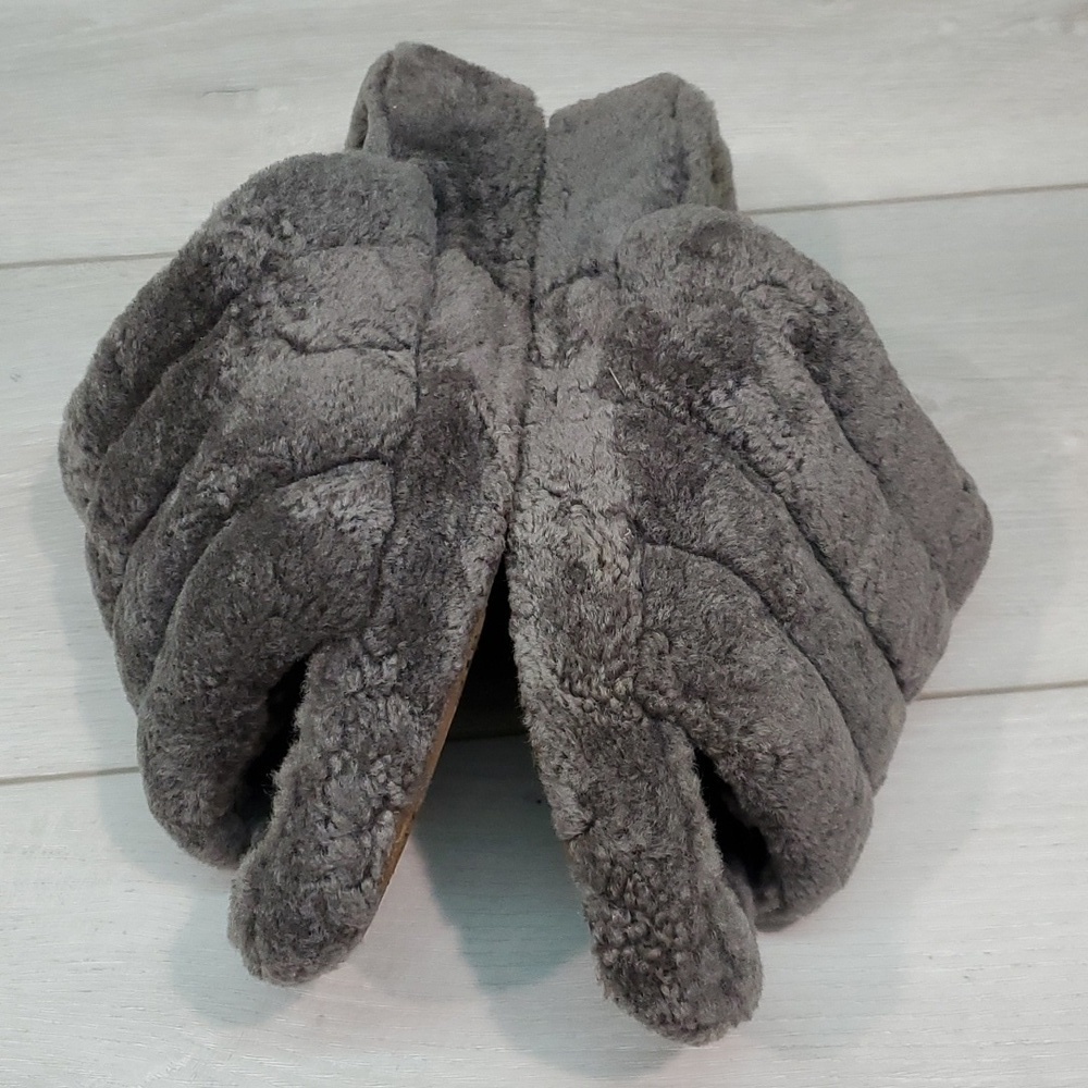 Ugg Australia Women Fluffy Platform Slippers shoes sz 10 - Picture 12 of 13